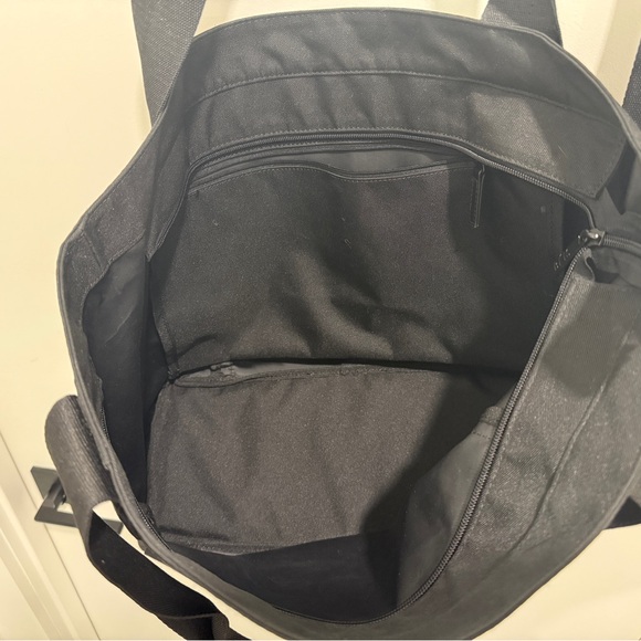 Beis Black Tote Bag - Free Accessory - Picture 10 of 12